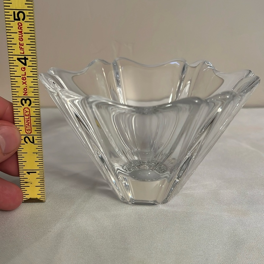 Gorgeous Orrefors crystal dish